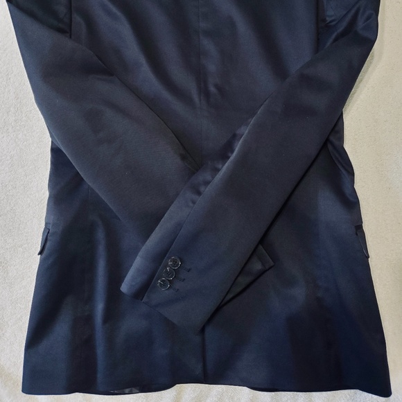 H&M Black Blazer - Picture 7 of 7